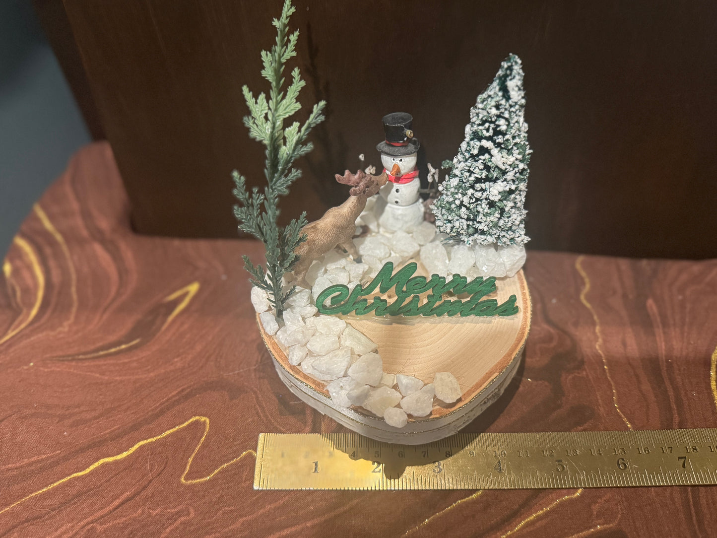 Woodsy Winter Scene Log Slice Decor