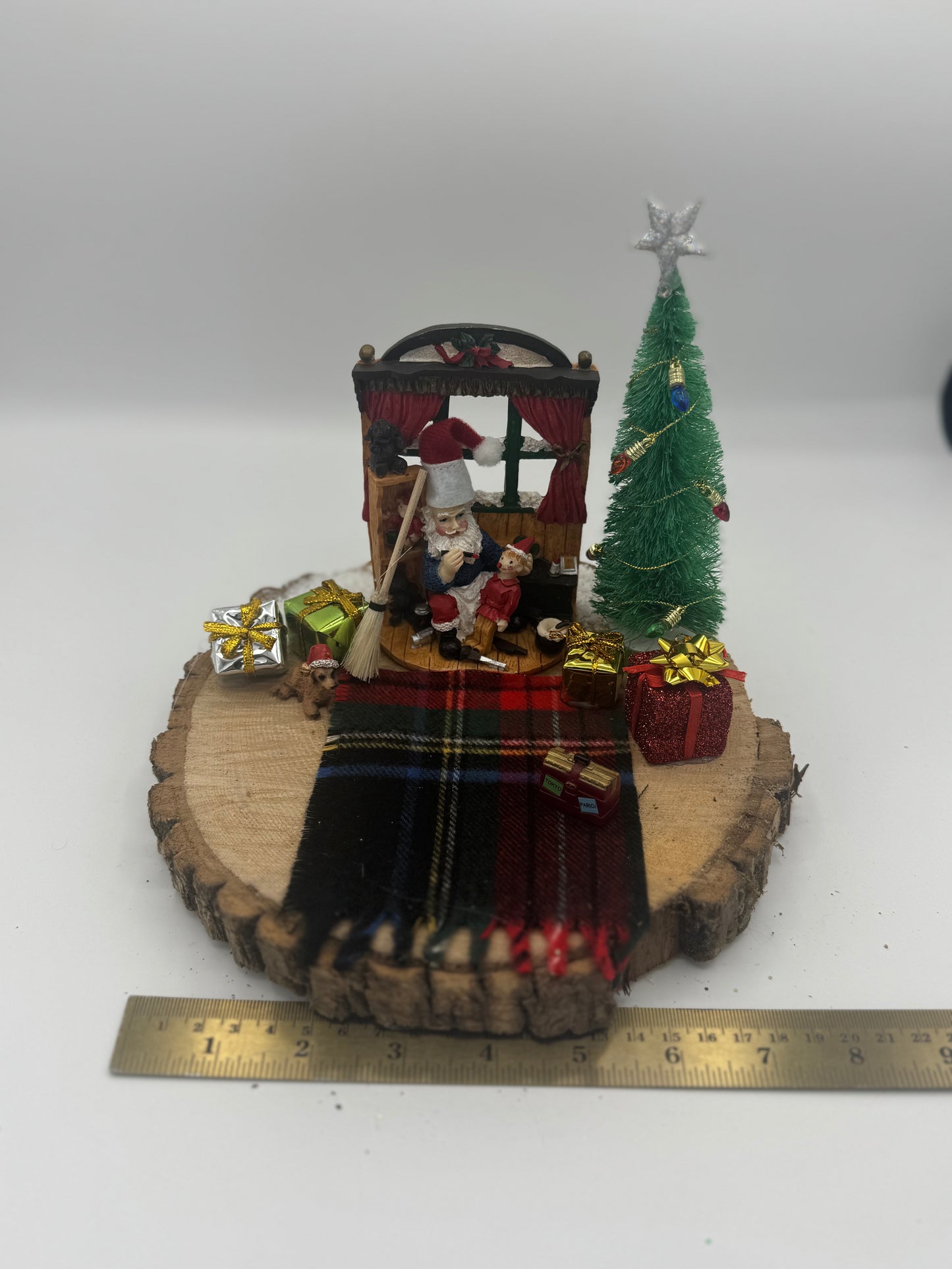 Home for the Holidays Front Door Wood Slice Decor