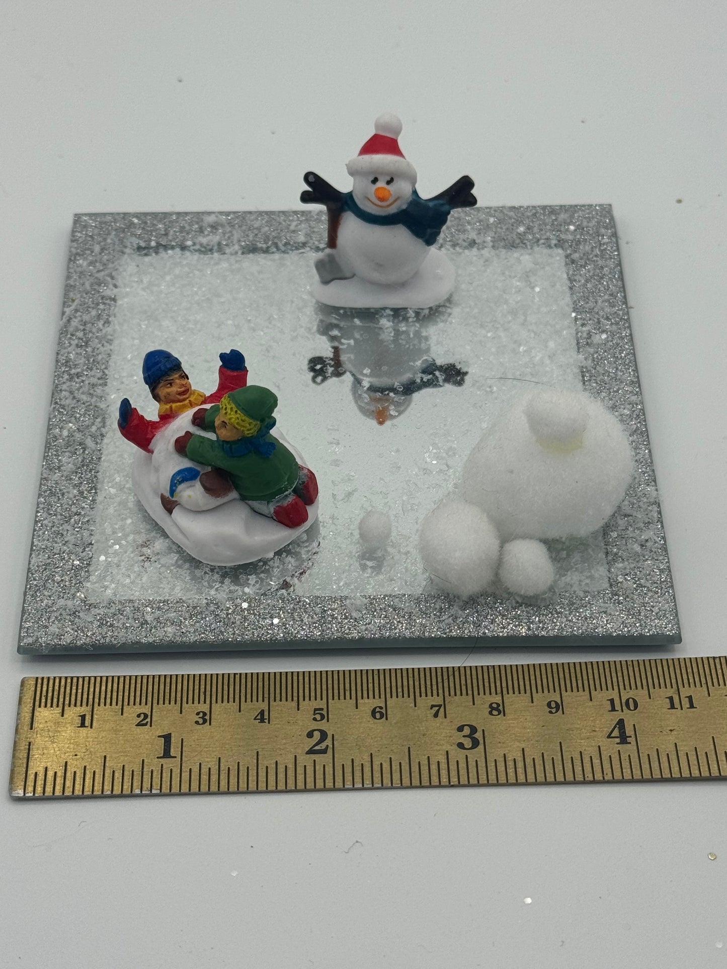 Holiday Fun On Ice Scenes